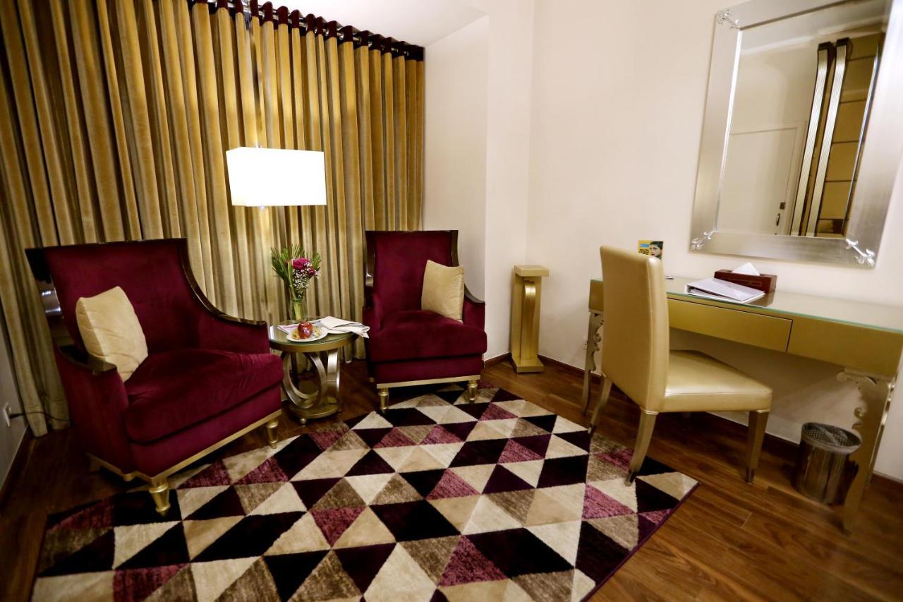 Ramada by Wyndham Multan Hotel Bagian luar foto